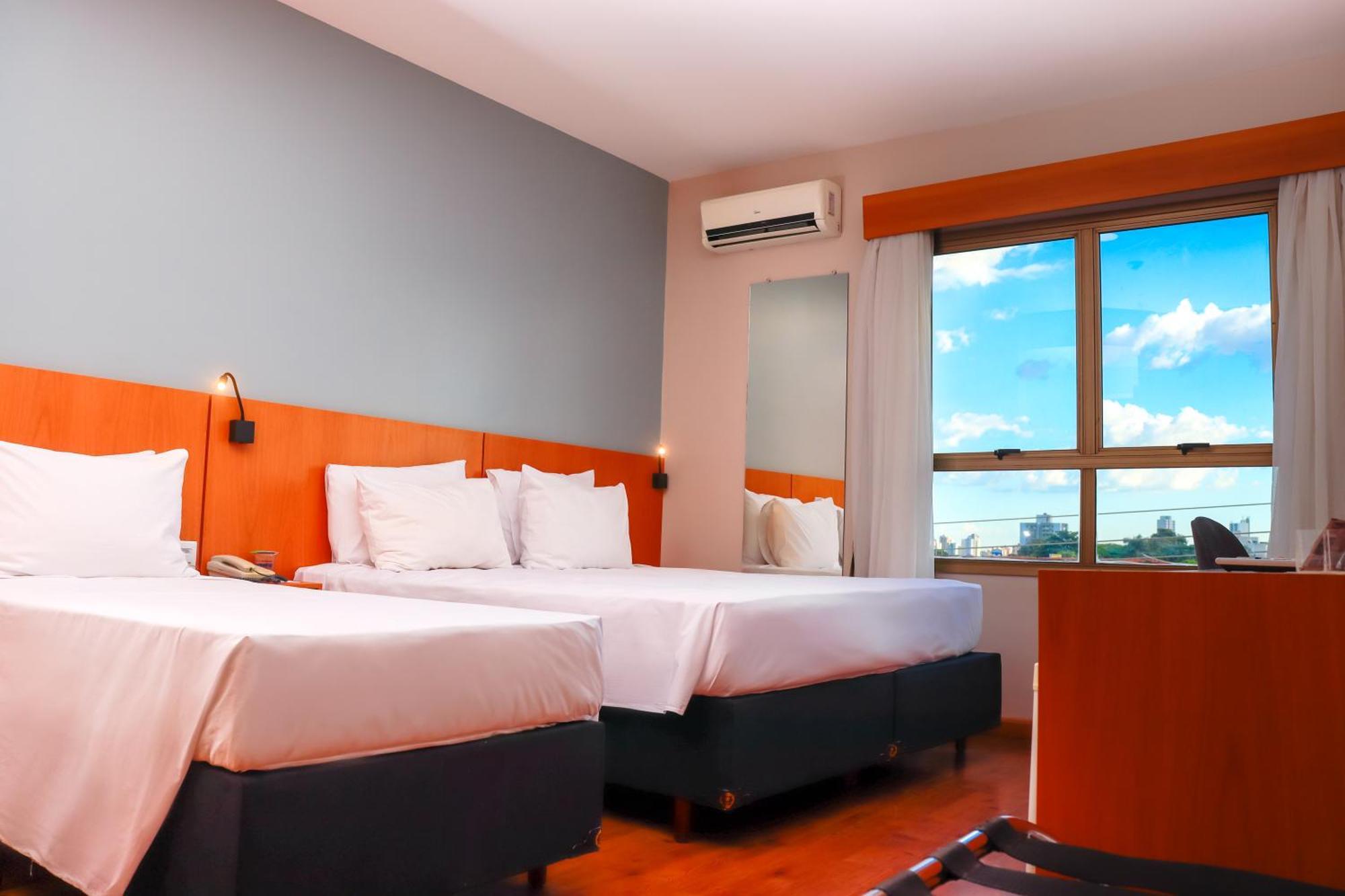 Hotel Golden Park Uberlandia Ngoại thất bức ảnh
